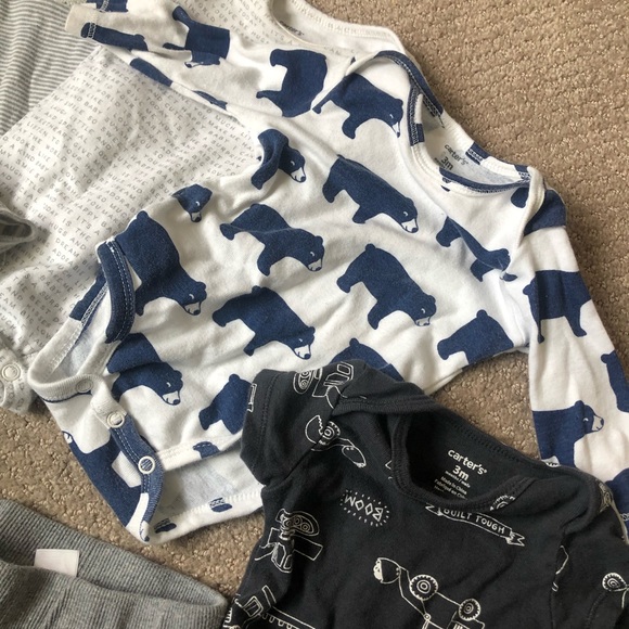 Carters 3m clothes - Picture 6 of 6